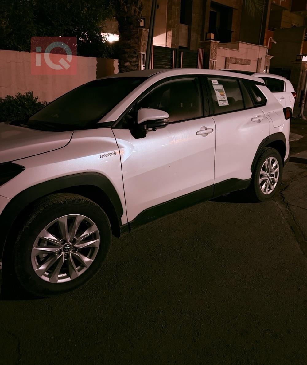 تۆیۆتا کۆرۆلا کرۆس